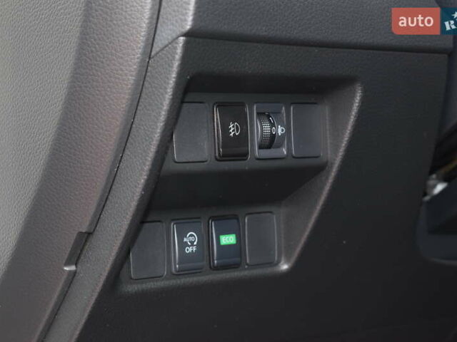 Белый Ниссан Кашкай, объемом двигателя 1.6 л и пробегом 203 тыс. км за 16800 $, фото 19 на Automoto.ua