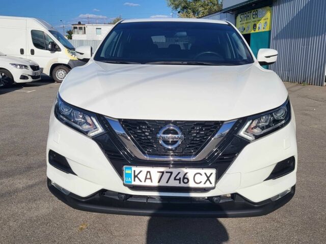 Белый Ниссан Кашкай, объемом двигателя 1.6 л и пробегом 69 тыс. км за 21500 $, фото 23 на Automoto.ua