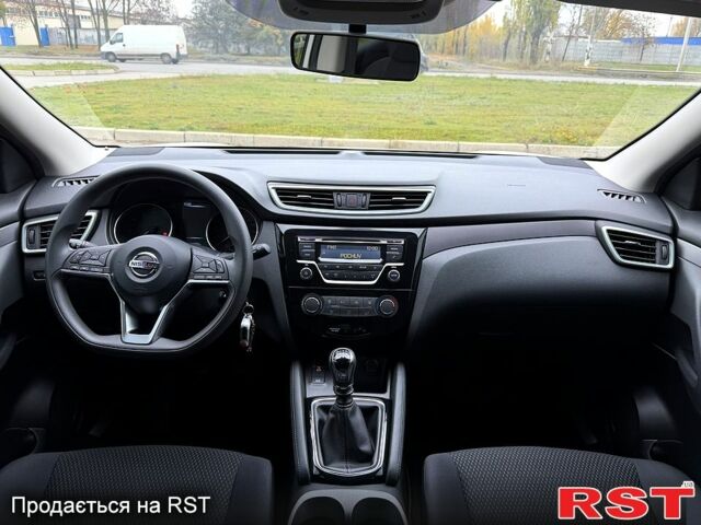 Білий Ніссан Кашкай, об'ємом двигуна 1.2 л та пробігом 40 тис. км за 16500 $, фото 9 на Automoto.ua