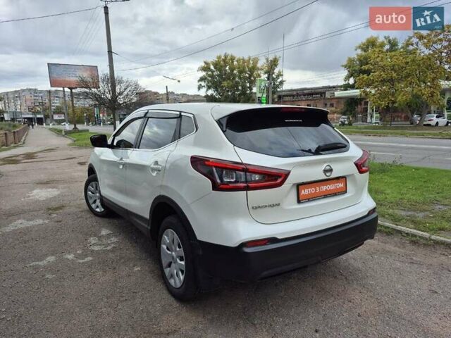 Белый Ниссан Кашкай, объемом двигателя 1.6 л и пробегом 58 тыс. км за 22500 $, фото 4 на Automoto.ua