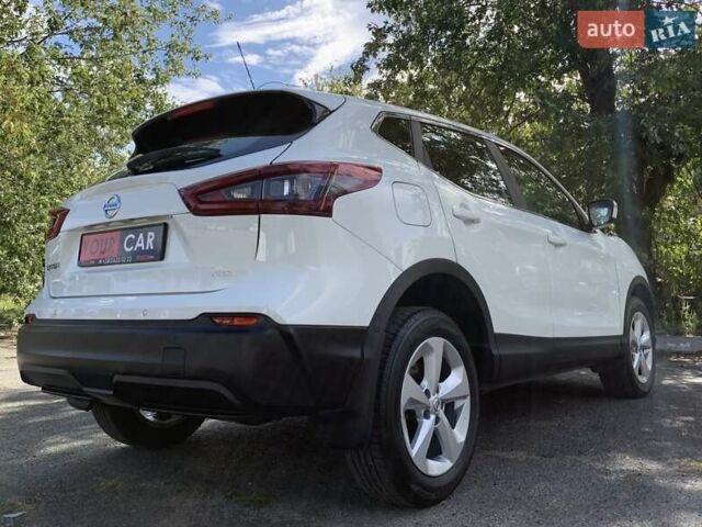 Белый Ниссан Кашкай, объемом двигателя 1.2 л и пробегом 67 тыс. км за 17900 $, фото 20 на Automoto.ua