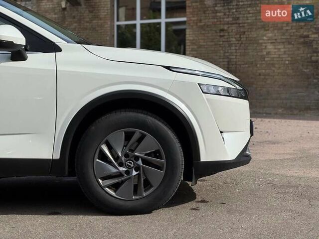 Белый Ниссан Кашкай, объемом двигателя 1.3 л и пробегом 53 тыс. км за 21700 $, фото 37 на Automoto.ua