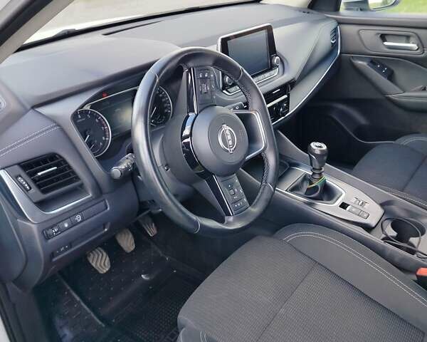 Белый Ниссан Кашкай, объемом двигателя 1.33 л и пробегом 53 тыс. км за 21700 $, фото 7 на Automoto.ua