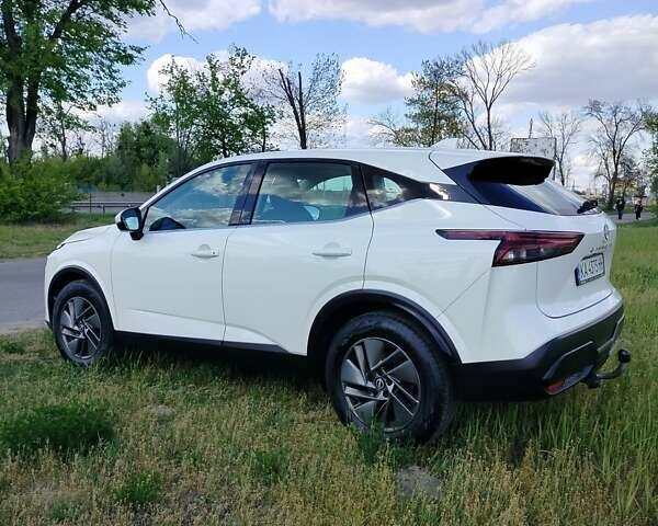 Белый Ниссан Кашкай, объемом двигателя 1.33 л и пробегом 53 тыс. км за 21700 $, фото 6 на Automoto.ua