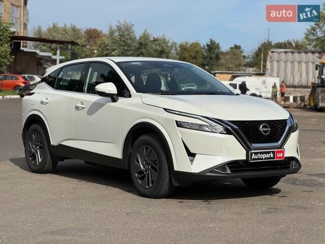Белый Ниссан Кашкай, объемом двигателя 1.3 л и пробегом 53 тыс. км за 21700 $, фото 12 на Automoto.ua