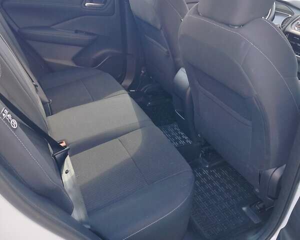 Белый Ниссан Кашкай, объемом двигателя 1.33 л и пробегом 53 тыс. км за 21700 $, фото 13 на Automoto.ua