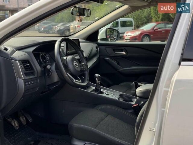 Белый Ниссан Кашкай, объемом двигателя 1.3 л и пробегом 53 тыс. км за 21700 $, фото 39 на Automoto.ua