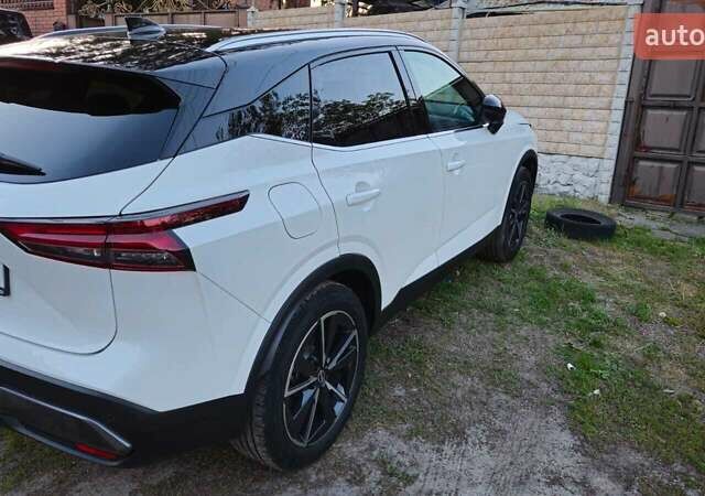 Белый Ниссан Кашкай, объемом двигателя 1.33 л и пробегом 2 тыс. км за 37000 $, фото 5 на Automoto.ua