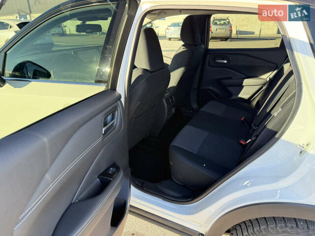 Белый Ниссан Кашкай, объемом двигателя 1.33 л и пробегом 11 тыс. км за 29700 $, фото 8 на Automoto.ua