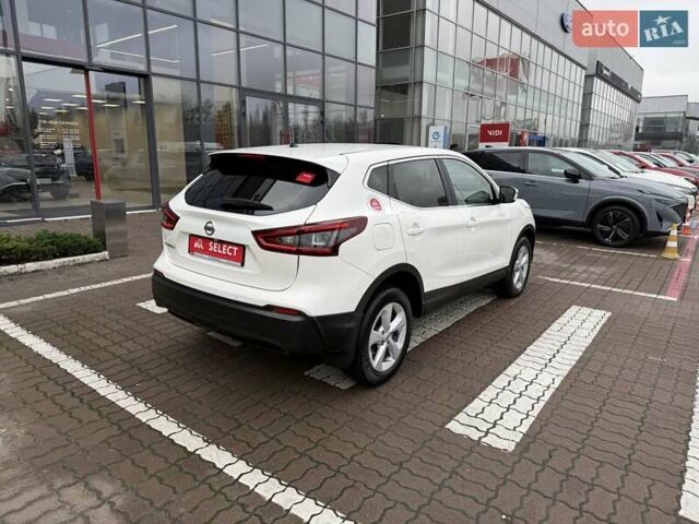 Белый Ниссан Кашкай, объемом двигателя 1.33 л и пробегом 61 тыс. км за 19957 $, фото 28 на Automoto.ua