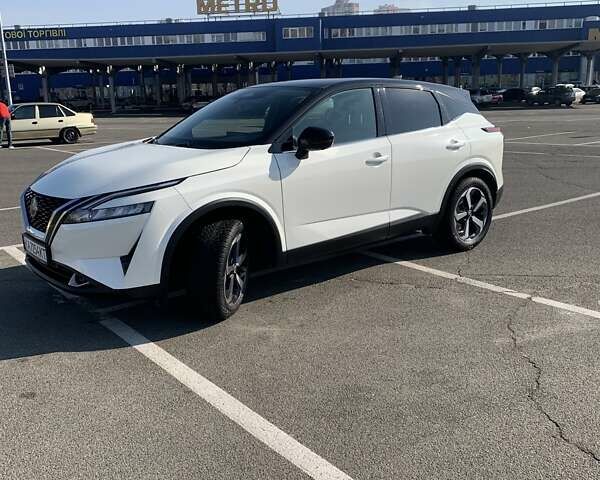 Белый Ниссан Кашкай, объемом двигателя 1.33 л и пробегом 19 тыс. км за 32500 $, фото 3 на Automoto.ua