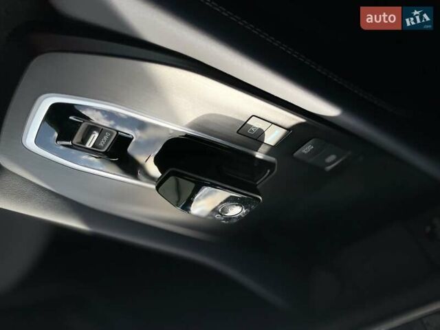 Белый Ниссан Кашкай, объемом двигателя 1.5 л и пробегом 10 тыс. км за 35209 $, фото 14 на Automoto.ua