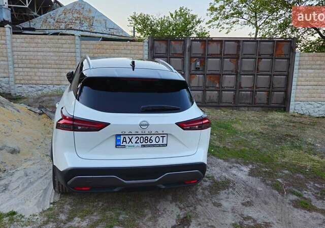 Белый Ниссан Кашкай, объемом двигателя 1.33 л и пробегом 2 тыс. км за 37000 $, фото 4 на Automoto.ua
