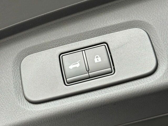 Белый Ниссан Кашкай, объемом двигателя 1.3 л и пробегом 0 тыс. км за 36184 $, фото 15 на Automoto.ua