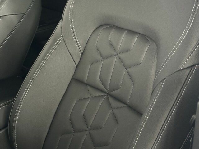 Белый Ниссан Кашкай, объемом двигателя 1.3 л и пробегом 0 тыс. км за 36184 $, фото 7 на Automoto.ua