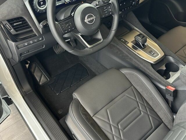 Белый Ниссан Кашкай, объемом двигателя 1.3 л и пробегом 0 тыс. км за 37611 $, фото 7 на Automoto.ua