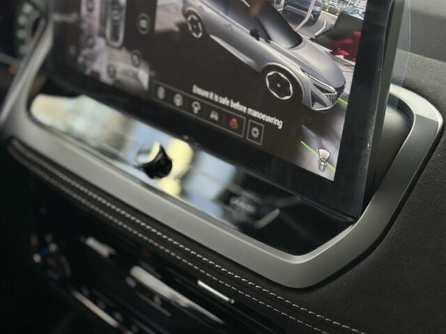 Белый Ниссан Кашкай, объемом двигателя 1.3 л и пробегом 0 тыс. км за 37611 $, фото 4 на Automoto.ua