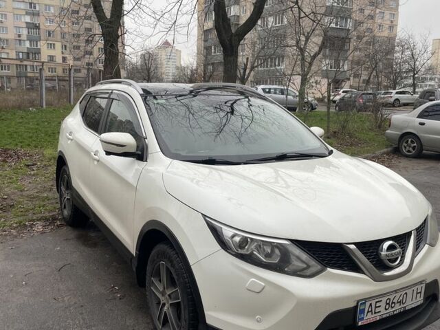Белый Ниссан Кашкай, объемом двигателя 1.6 л и пробегом 163 тыс. км за 18000 $, фото 1 на Automoto.ua