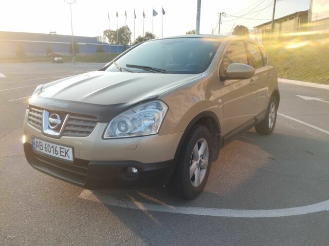 Бежевый Ниссан Кашкай, объемом двигателя 2 л и пробегом 263 тыс. км за 6800 $, фото 4 на Automoto.ua