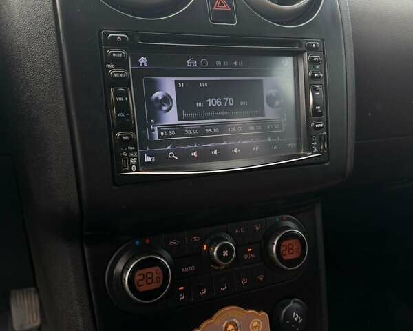 Бежевый Ниссан Кашкай, объемом двигателя 1.46 л и пробегом 290 тыс. км за 6700 $, фото 13 на Automoto.ua