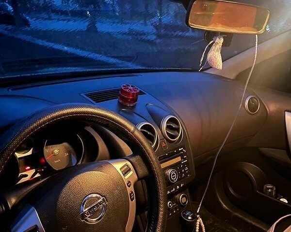 Бежевый Ниссан Кашкай, объемом двигателя 1.46 л и пробегом 222 тыс. км за 7700 $, фото 6 на Automoto.ua