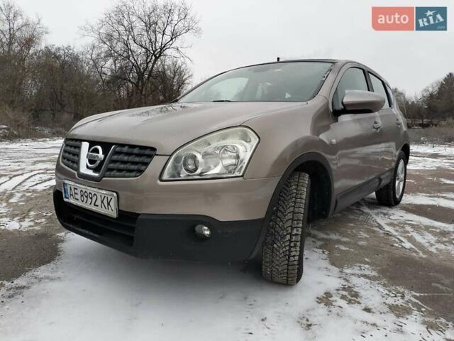 Бежевый Ниссан Кашкай, объемом двигателя 2 л и пробегом 250 тыс. км за 7900 $, фото 1 на Automoto.ua