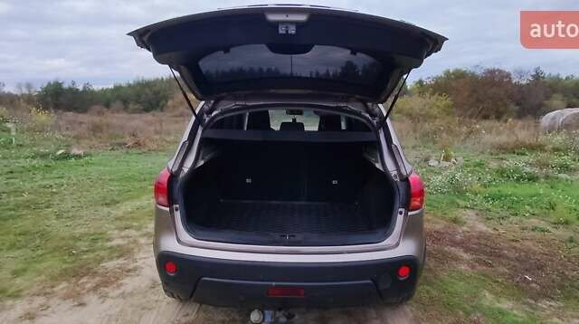 Бежевый Ниссан Кашкай, объемом двигателя 1.5 л и пробегом 110 тыс. км за 7800 $, фото 4 на Automoto.ua