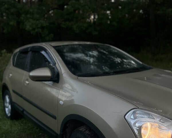 Бежевый Ниссан Кашкай, объемом двигателя 1.46 л и пробегом 222 тыс. км за 7700 $, фото 4 на Automoto.ua