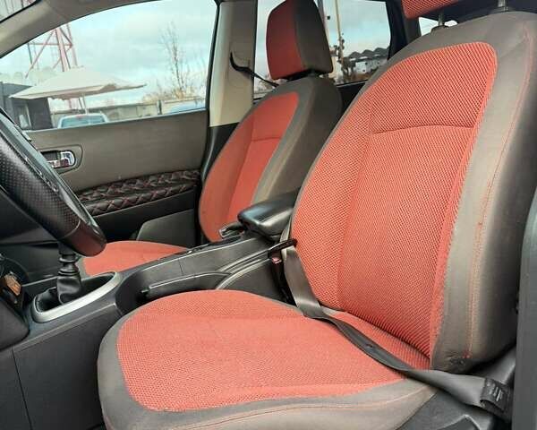 Бежевый Ниссан Кашкай, объемом двигателя 1.46 л и пробегом 290 тыс. км за 6700 $, фото 10 на Automoto.ua