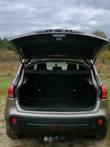 Бежевый Ниссан Кашкай, объемом двигателя 1.5 л и пробегом 110 тыс. км за 7800 $, фото 6 на Automoto.ua