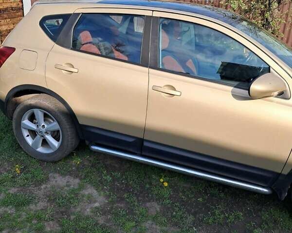 Бежевий Ніссан Кашкай, об'ємом двигуна 2 л та пробігом 187 тис. км за 8900 $, фото 4 на Automoto.ua