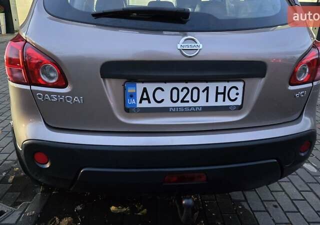 Бежевый Ниссан Кашкай, объемом двигателя 1.5 л и пробегом 241 тыс. км за 8250 $, фото 1 на Automoto.ua