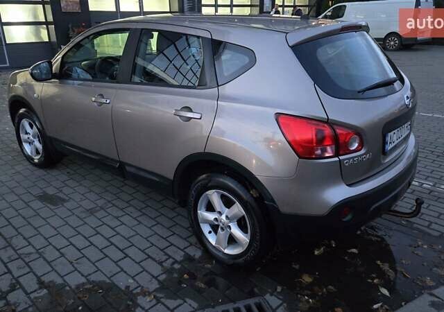 Бежевый Ниссан Кашкай, объемом двигателя 1.5 л и пробегом 241 тыс. км за 8250 $, фото 2 на Automoto.ua