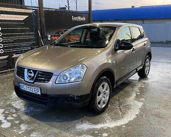 Бежевый Ниссан Кашкай, объемом двигателя 1.5 л и пробегом 328 тыс. км за 7500 $, фото 2 на Automoto.ua