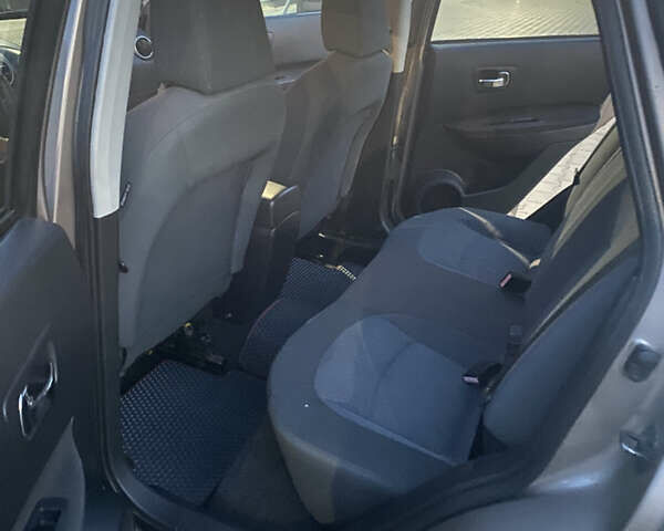 Бежевый Ниссан Кашкай, объемом двигателя 1.5 л и пробегом 328 тыс. км за 7500 $, фото 8 на Automoto.ua