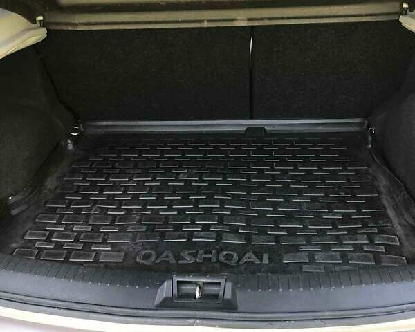 Бежевый Ниссан Кашкай, объемом двигателя 2 л и пробегом 223 тыс. км за 11200 $, фото 21 на Automoto.ua