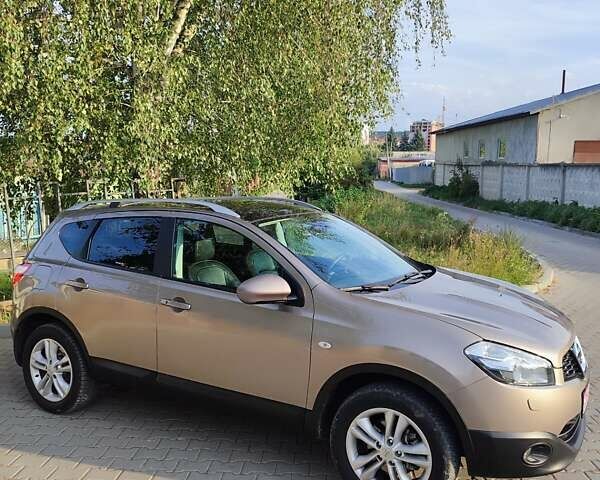 Бежевый Ниссан Кашкай, объемом двигателя 2 л и пробегом 223 тыс. км за 11200 $, фото 6 на Automoto.ua