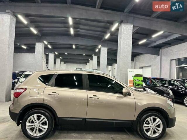 Бежевий Ніссан Кашкай, об'ємом двигуна 2 л та пробігом 180 тис. км за 12499 $, фото 6 на Automoto.ua