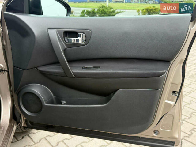 Бежевый Ниссан Кашкай, объемом двигателя 1.5 л и пробегом 190 тыс. км за 10499 $, фото 108 на Automoto.ua