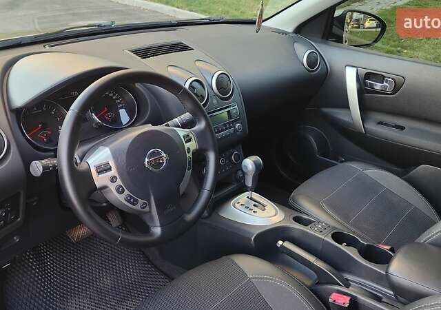 Бежевий Ніссан Кашкай, об'ємом двигуна 2 л та пробігом 161 тис. км за 10800 $, фото 25 на Automoto.ua