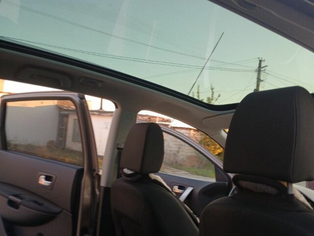 Ніссан Кашкай 2011 у Каменце-Подольском на Automoto.ua Бежевий Ніссан Кашкай, об'ємом двигуна 2 л та пробігом 250 тис. км за 286 $, фото 6 на Automoto.ua