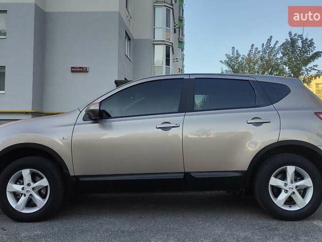 Бежевий Ніссан Кашкай, об'ємом двигуна 2 л та пробігом 161 тис. км за 10800 $, фото 9 на Automoto.ua