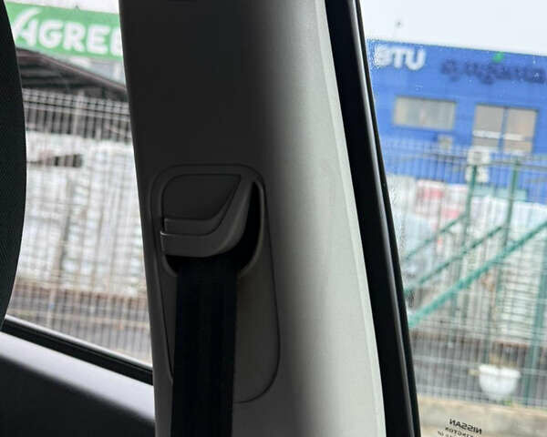 Бежевый Ниссан Кашкай, объемом двигателя 1.5 л и пробегом 190 тыс. км за 10499 $, фото 72 на Automoto.ua