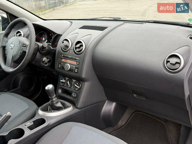 Бежевый Ниссан Кашкай, объемом двигателя 1.5 л и пробегом 190 тыс. км за 10499 $, фото 119 на Automoto.ua