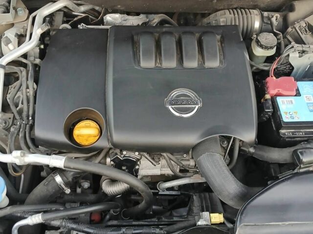 Ніссан Кашкай 2011 у Каменце-Подольском на Automoto.ua Бежевий Ніссан Кашкай, об'ємом двигуна 2 л та пробігом 250 тис. км за 286 $, фото 3 на Automoto.ua