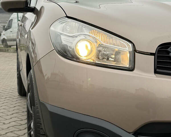 Бежевый Ниссан Кашкай, объемом двигателя 1.5 л и пробегом 190 тыс. км за 10499 $, фото 152 на Automoto.ua