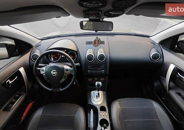 Бежевый Ниссан Кашкай, объемом двигателя 2 л и пробегом 163 тыс. км за 10800 $, фото 41 на Automoto.ua