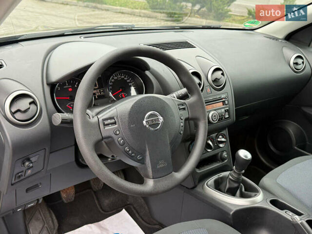 Бежевый Ниссан Кашкай, объемом двигателя 1.5 л и пробегом 190 тыс. км за 10499 $, фото 149 на Automoto.ua
