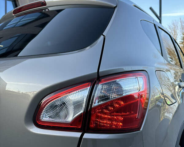 Бежевый Ниссан Кашкай, объемом двигателя 1.6 л и пробегом 190 тыс. км за 12500 $, фото 21 на Automoto.ua