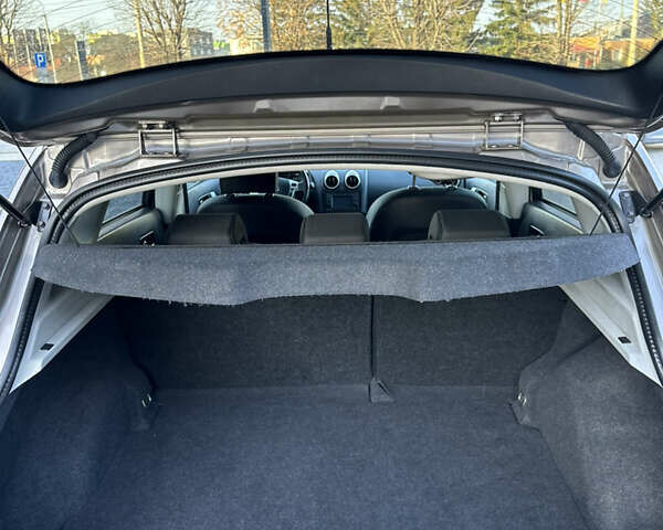 Бежевый Ниссан Кашкай, объемом двигателя 1.6 л и пробегом 190 тыс. км за 12500 $, фото 55 на Automoto.ua